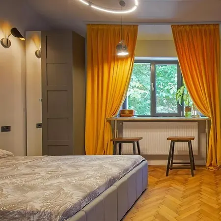Hidden Nest Apartment *